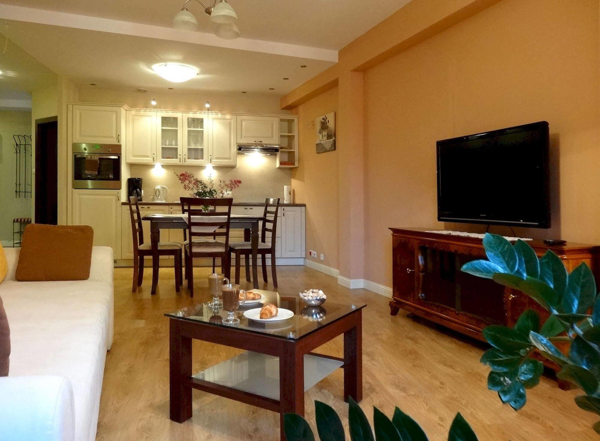 Apartamenty Centrum Villa Perla Jelenia Góra Esterno foto