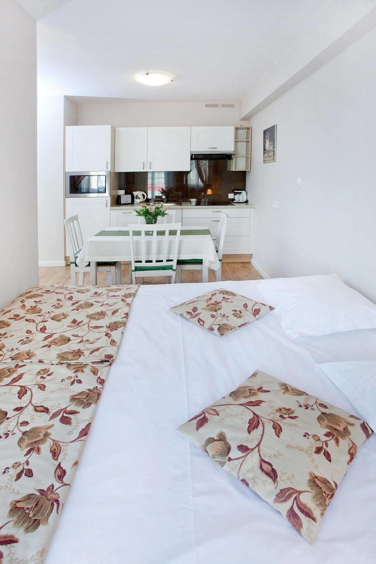 Apartamenty Centrum Villa Perla Jelenia Góra Esterno foto